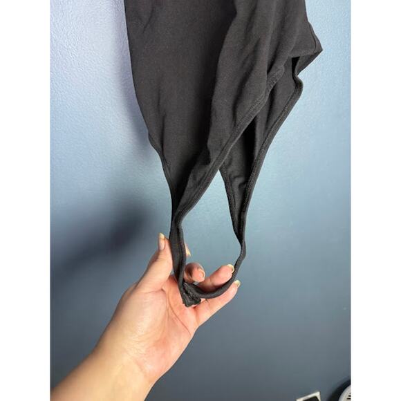 Out from Under Body suit Women's Size S Sheer Halter top Embroidery Open Back - Picture 5 of 10